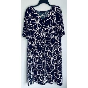 Jones New York Signature Woman 1X Dress Blue and White Floral Print